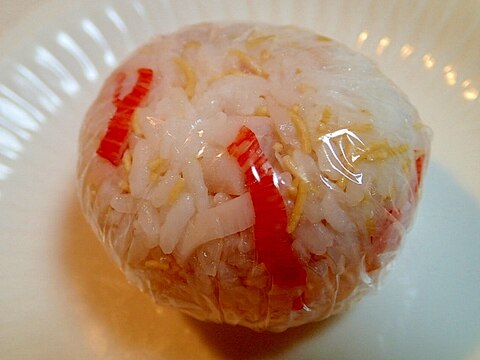 長崎県　「長崎皿うどん麺とかにかまのおにぎり」